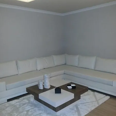 Prestige Apartment *